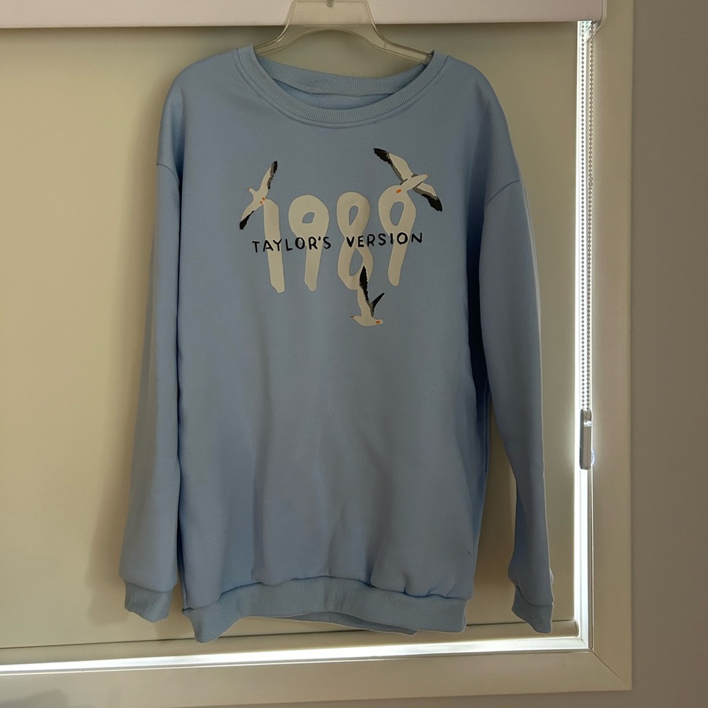 Taylor’s Version 1989 sweatshirt - NWOT